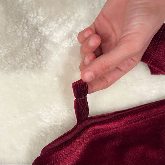 3/$25✨Willow Velvet Long Sleeve Top - Picture 5 of 6
